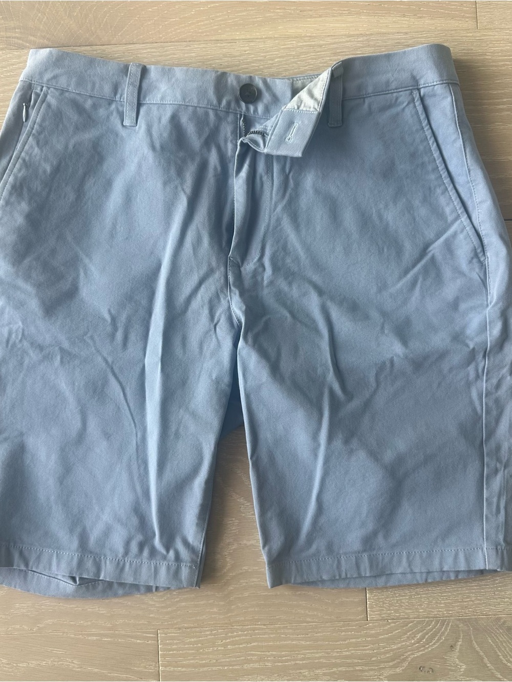 Bonobos Men’s Light Blue Slim 9 inch Shorts